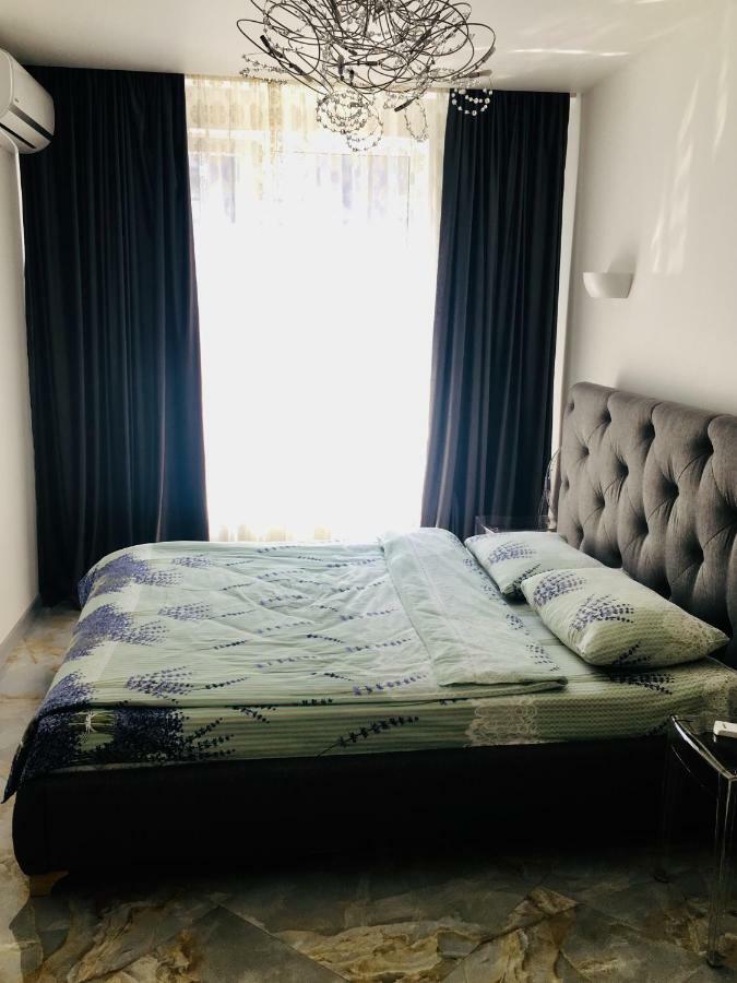 4-Room Jacuzzi Apartment Lemberg Exterior foto
