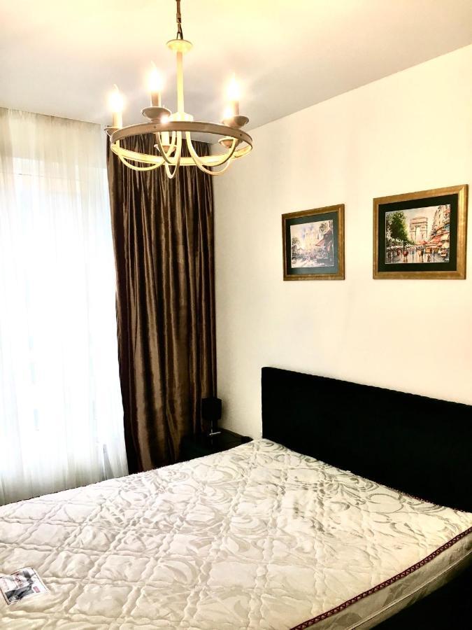 4-Room Jacuzzi Apartment Lemberg Exterior foto